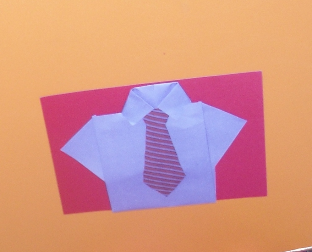 Открытка-поделка Рубашка в технике оригами