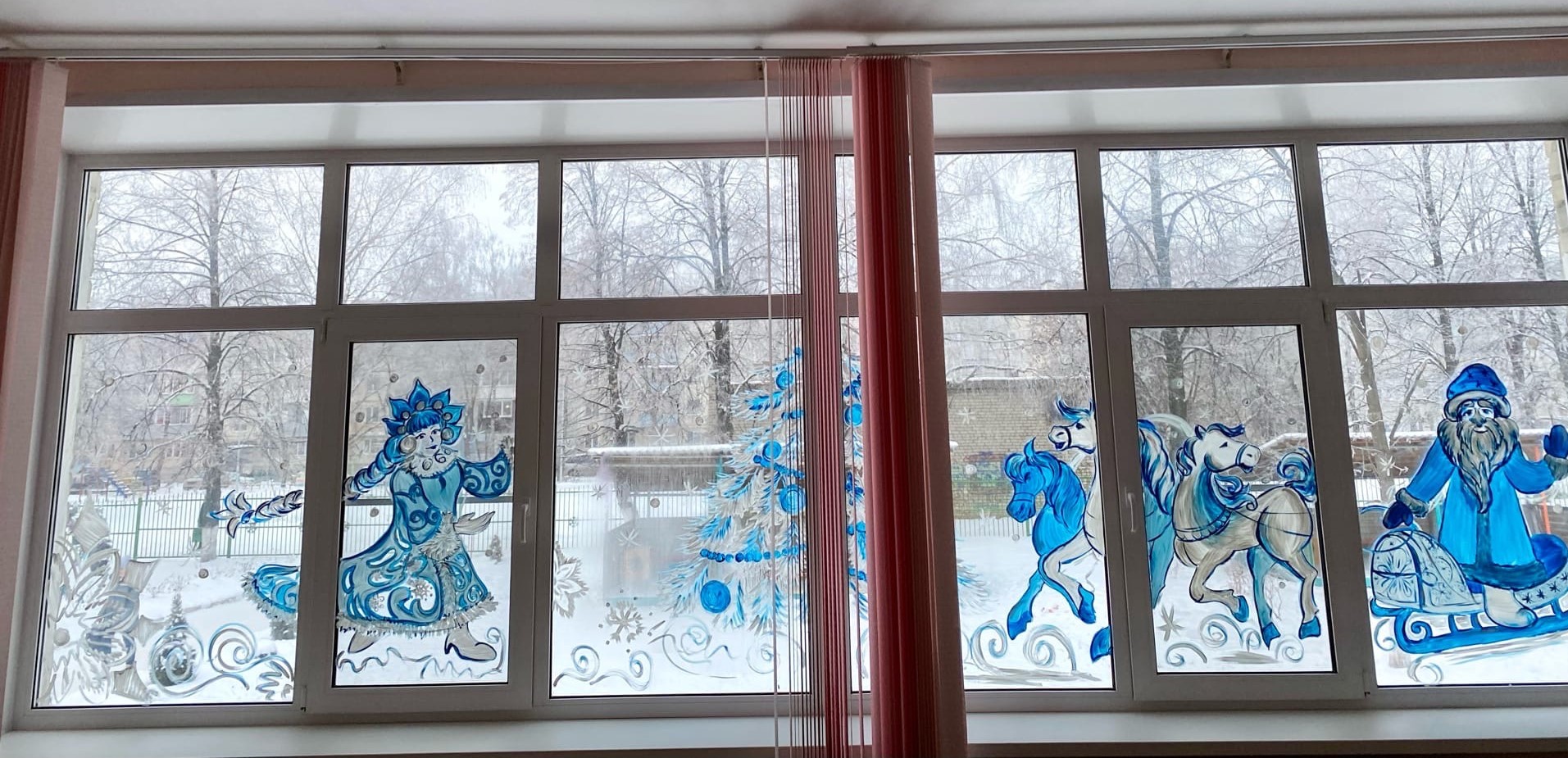 Зимняя фантазия на окнах